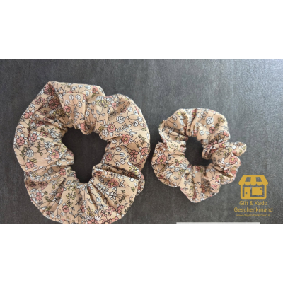 Haar frutsel set bloem